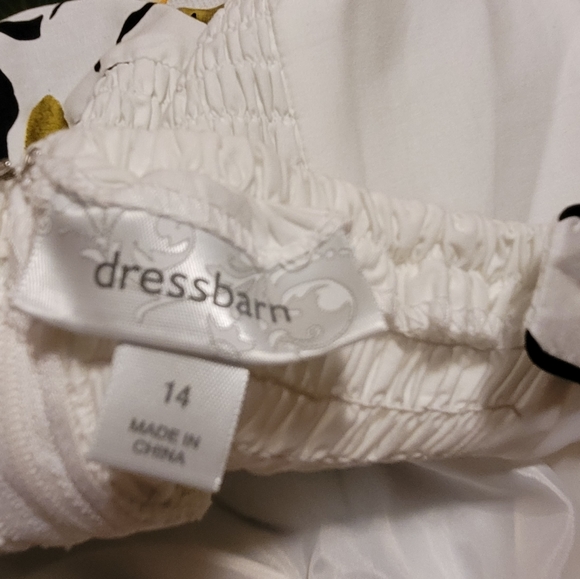 New Spring dress 3 different strap ways - Picture 5 of 8